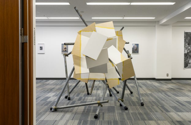 都心のオフィスビルにアーティストが滞在し、まちと、ビジネスと、イノベーションを起こす「アートアーバニズム」のパイロットプログラム 「YAU(ヤウ)」 の第2期が再始動のサブ画像6_　©YAU  HAJIME KATO  TOKYO PHOTOGRAPHIC RESEARCH PROJECT