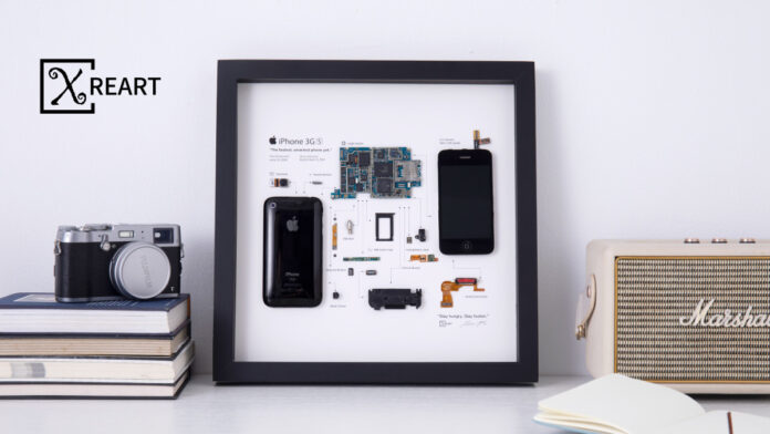 分解された歴代Apple製品がアートフレームに！【XreArt Apple series】のメイン画像