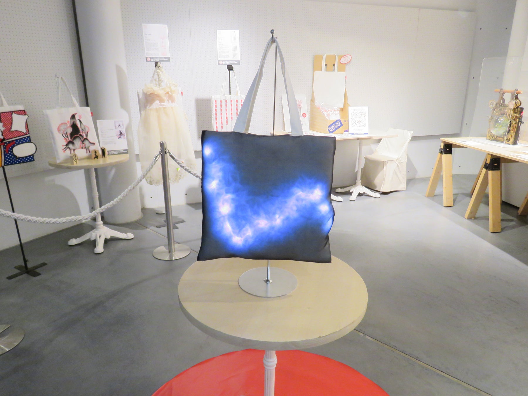 一般公募によるアートなトートバッグ作品のコンテスト！本年度受賞作品展、10/25まで開催中。「第19回 トート・アズ・キャンバス アート&デザインアワード by ROOTOTE」プレビューレポートのサブ画像19