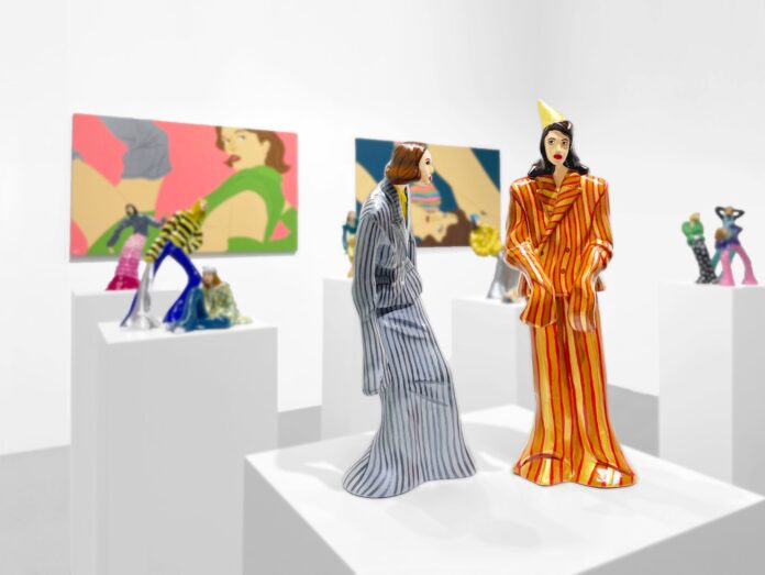 アッシュ・ペー・フランス運営のアートギャラリーhpgrp GALLERY TOKYOにて、アーティストAZUSA IIDAの新作展「dolls」を10月29日(土)まで開催のメイン画像
