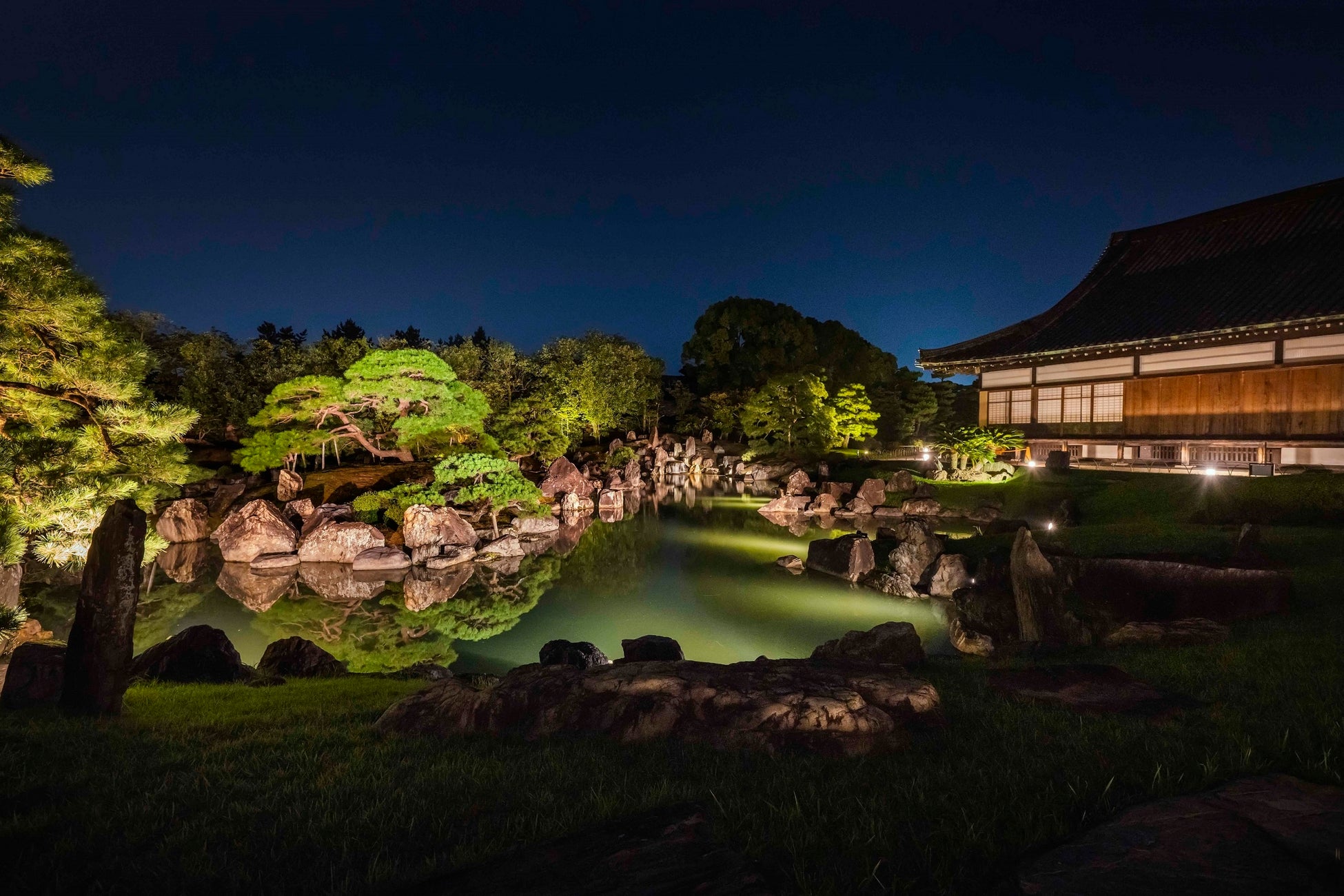 秋の京都を代表するアートイベント『NAKED FLOWERS 2022 秋 世界遺産・二条城』開催決定のサブ画像4