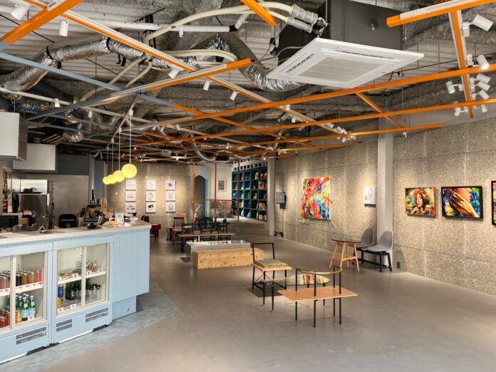 【web3.0× アート×カフェ】新オープンのCONCEPT STORE SEE?のメイン画像