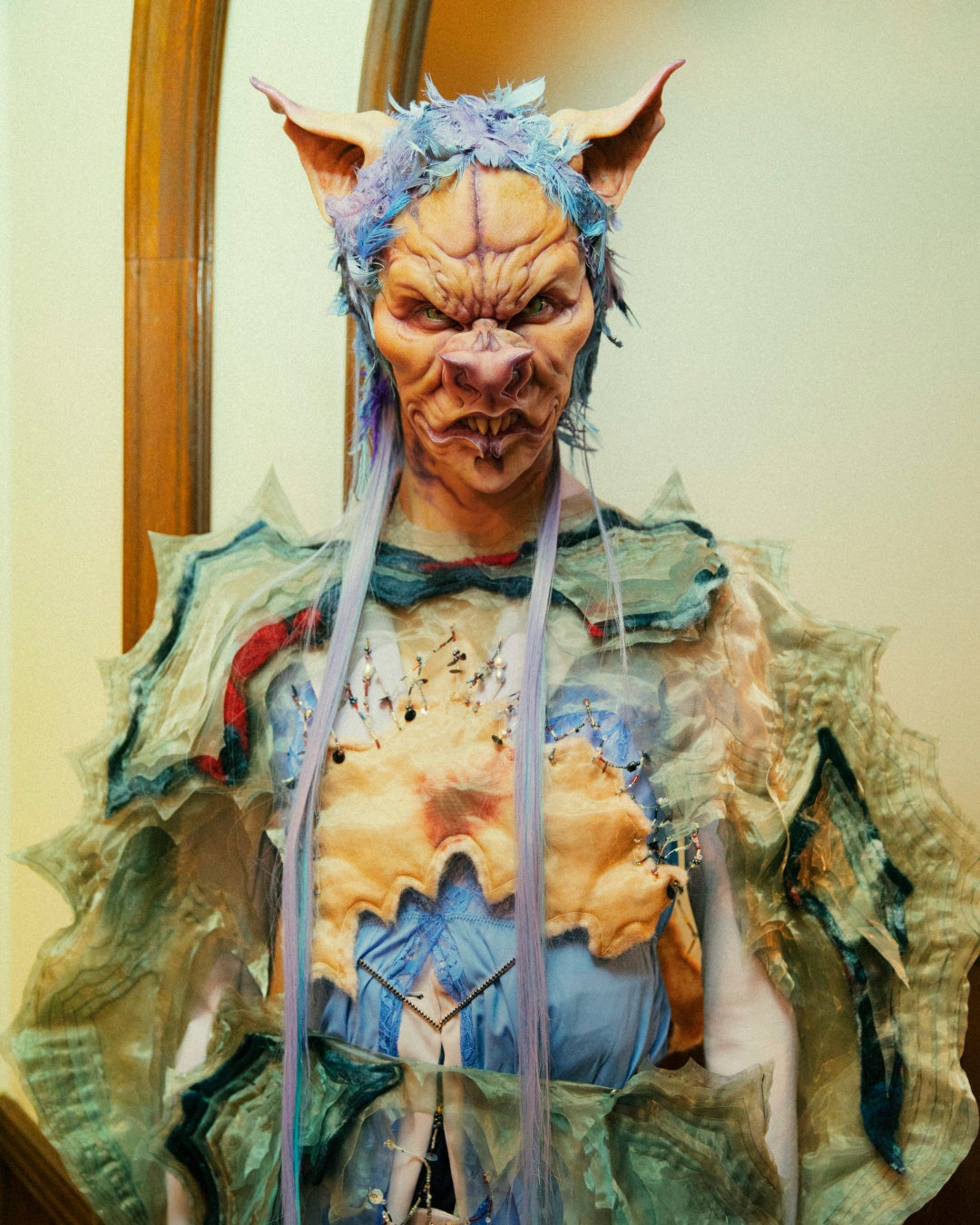 ミュージックビデオ、映画、ライブなどで活動する特殊メイクアップアーティスト「快歩」が初の個展 “TIPSY” を原宿で開催のサブ画像5_Bat human