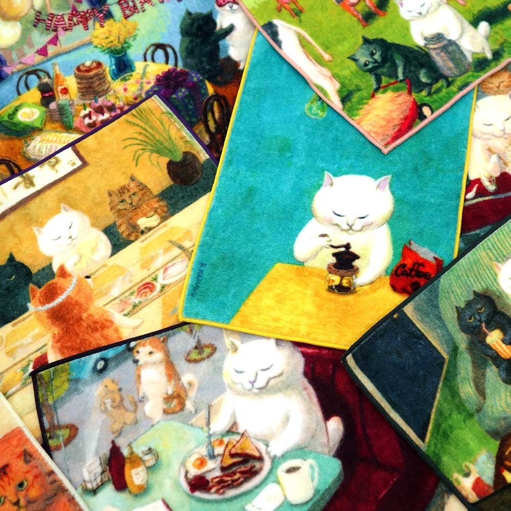 猫や動物の姿をモチーフに、いつもの暮らしを描く。画家 カマノレイコ作品の今治タオルハンカチ「ねこの暮らし」シリーズがヘミングスより発売開始。のサブ画像1