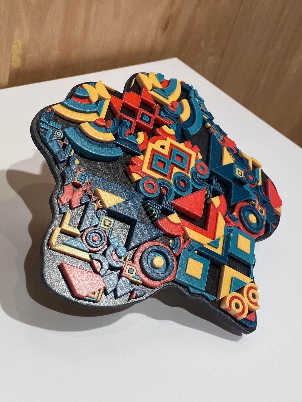 高尾俊介によるNFTアート「Generativemasks」の新シリーズが12月17日に提供開始のサブ画像3