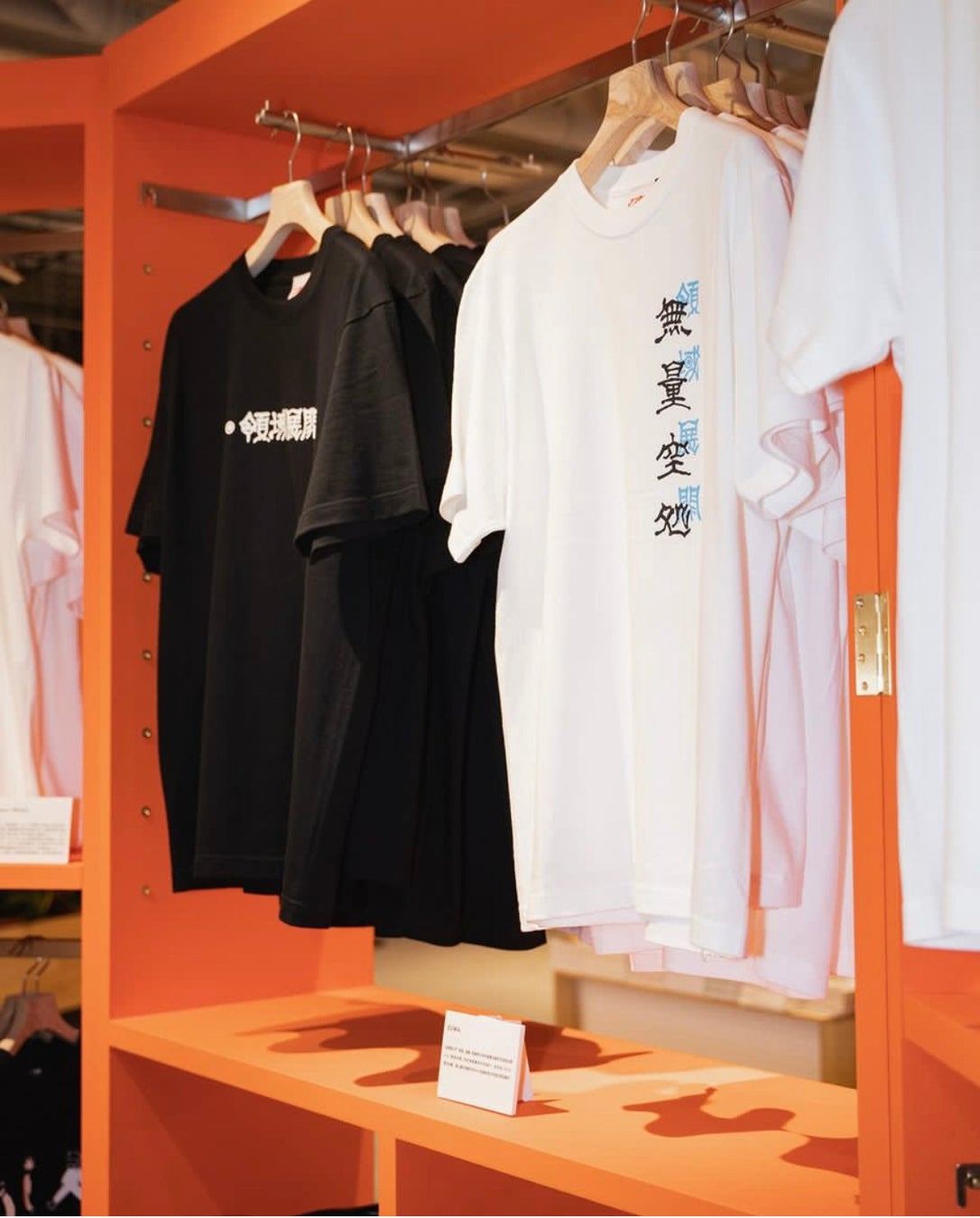 ビームス、新プロジェクト​​「BEAMS CULTUART」を開始し、アートとカルチャーの事業領域を強化することを発表のサブ画像8_「BEAMS CULTUART Pop Up Store TSUTAYA BOOKSTORE 桃園藝文店」の店内