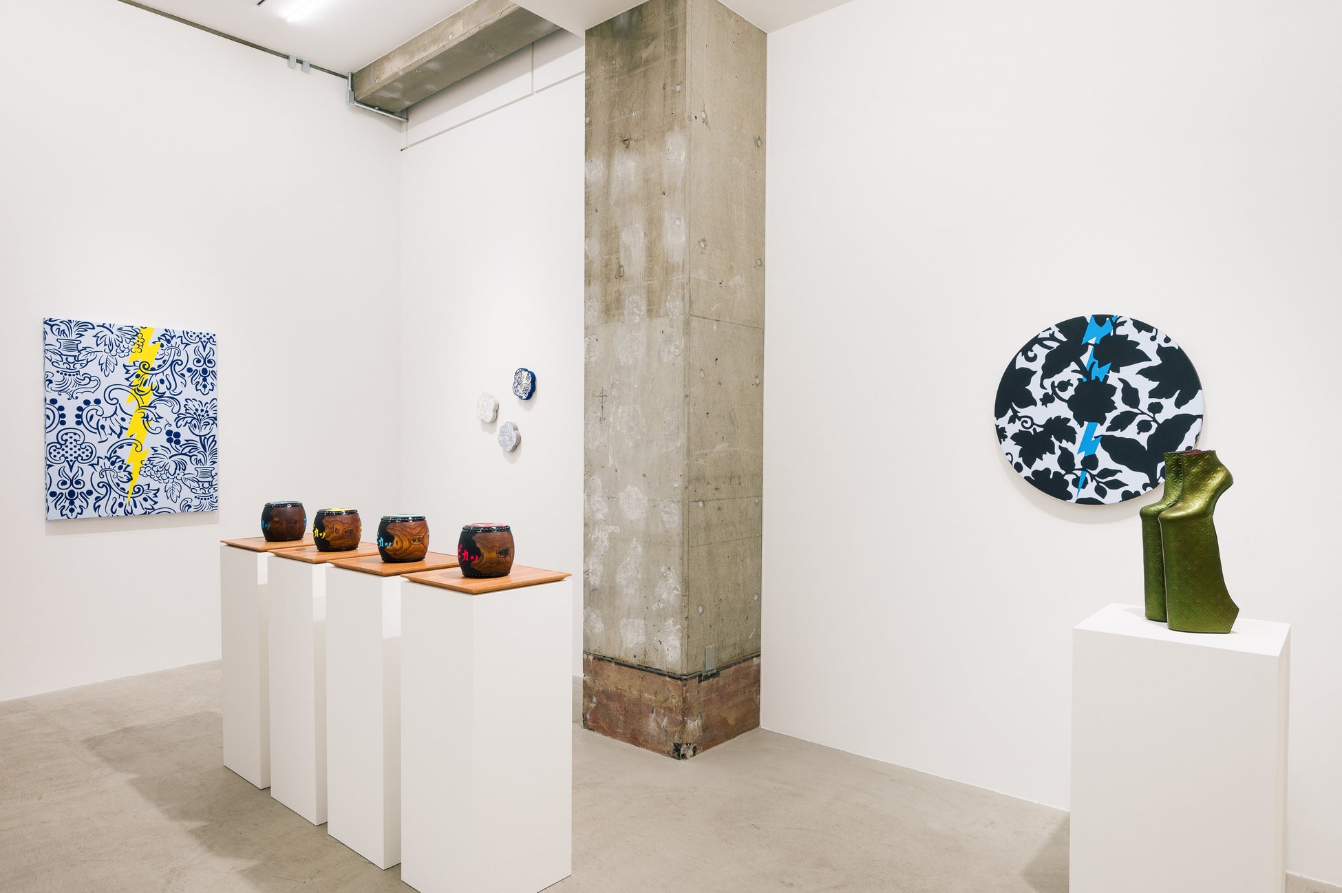 【展覧会】舘鼻則孝の新作個展「RETHINK」がKOSAKU KANECHIKAにて11月26日から12月24日まで開催。伝統産業の匠の技との新たなコラボレーション作品を含む40点以上が公開される。のサブ画像5_©︎NORITAKA TATEHANA K.K., Courtesy of KOSAKU KANECHIKA, Photo by GION