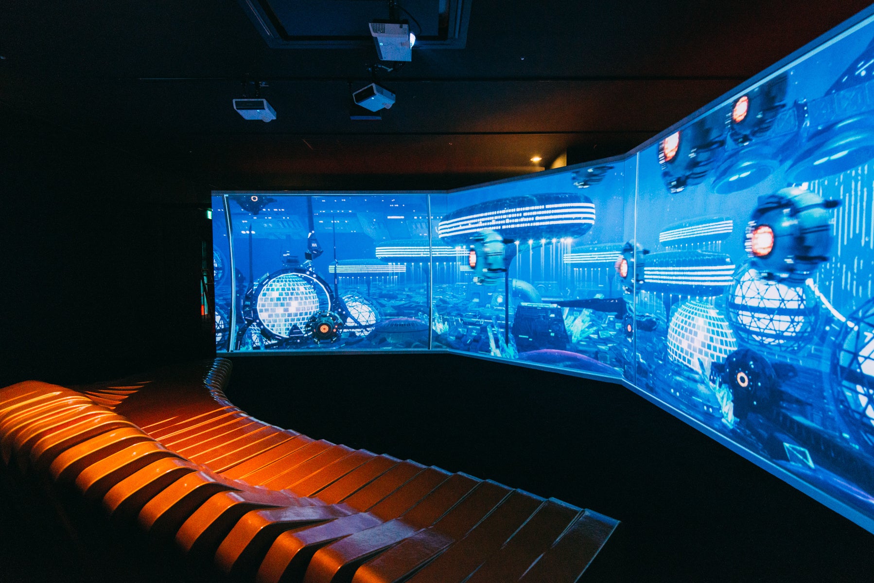 期間限定水族館 アクアリウム宇宙旅行「UNDER WATER SPACE」オープンから2年で来場者数18万人突破の大反響を受け 二度目の開催期間の延長が決定！のサブ画像6