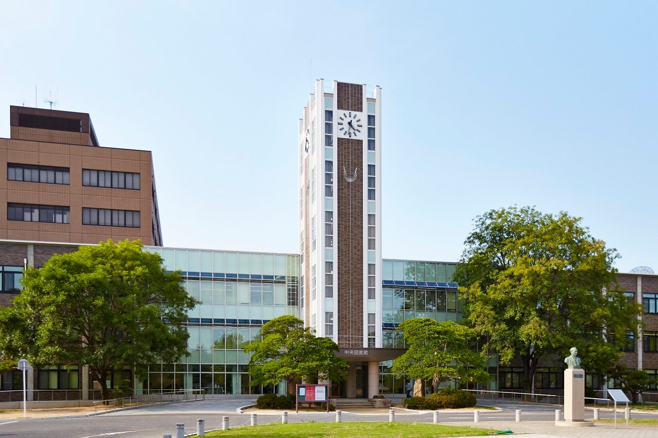 【岡山大学】岡山大学附属図書館（中央図書館）ミニ展示「美術館特集」（12/2～1/9） のサブ画像6_岡山大学附属図書館（中央図書館）