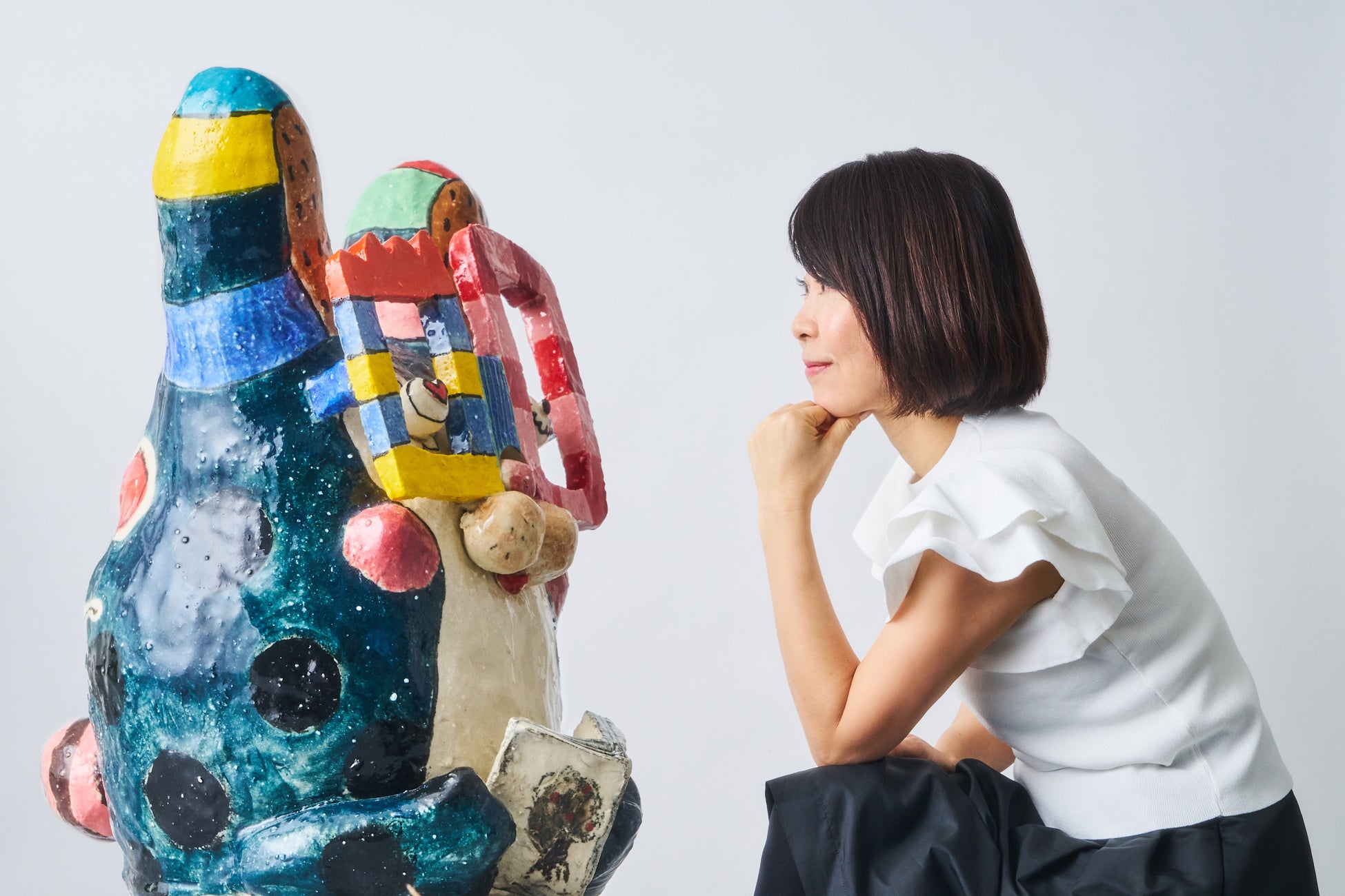 ボーダレスを追求する陶芸家「KATURA」が新たな作品を展開。陶板画をデザインした『身にまとうアート』を、2 月 26 日（日）正午よりオンラインで計 164 着限定販売のサブ画像6_KATURA