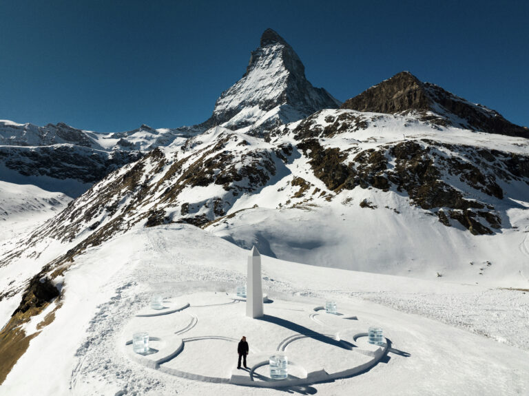 ウブロの新たなアンバサダーに現代アーティストのダニエル・アーシャムが就任のメイン画像