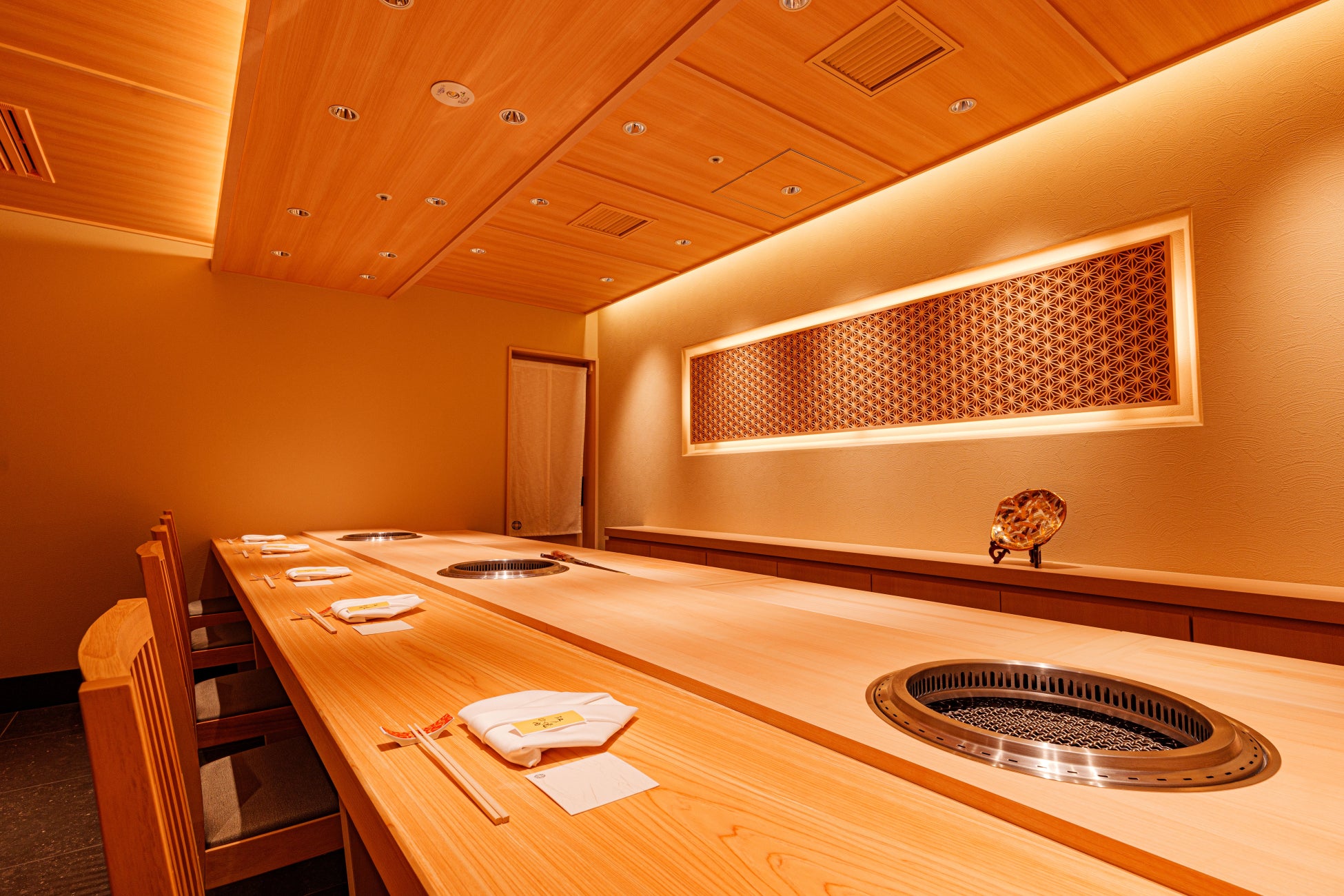 料理人のオリジナルメニューを唯一無二のNFTアートへ！料理人の創造に、世界でたった１つの誰にも真似できない資産としての価値を！「MYTT(ミット)」2023年3月31日販売開始。のサブ画像3_江戸焼肉