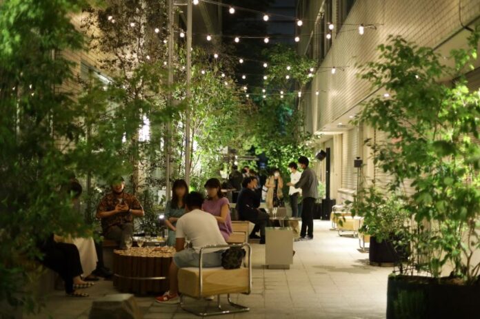 一献風月｜アートフェア東京2023屋外バーラウンジ「Slit Park」にて3月9日（木）から千葉の厳選された銘酒、創作イタリアン、プロジェクションマッピングを演出のメイン画像