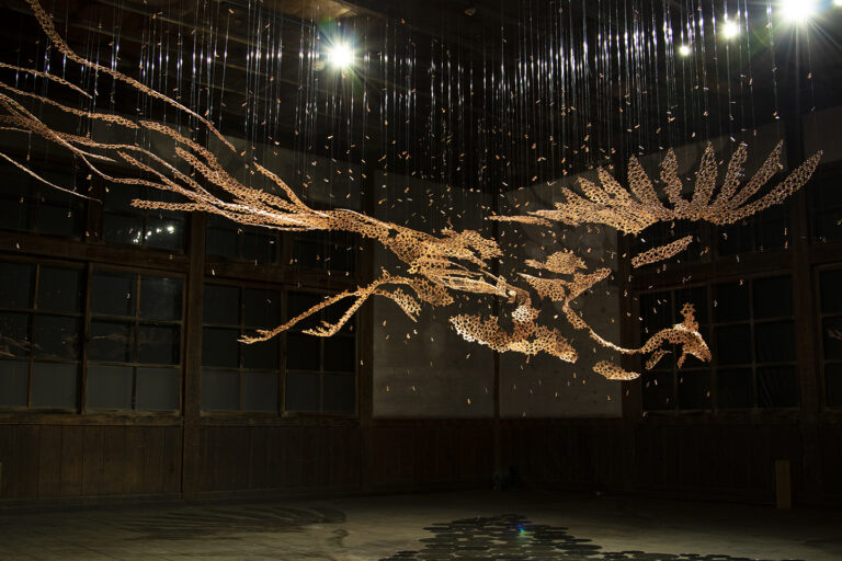 鳳凰と龍をモチーフとした大作を公開。彫刻家・西島雄志の展覧会 「瑞祥 zui-shou ― 時の連なり ―」を4月28日 (金）から開催のメイン画像