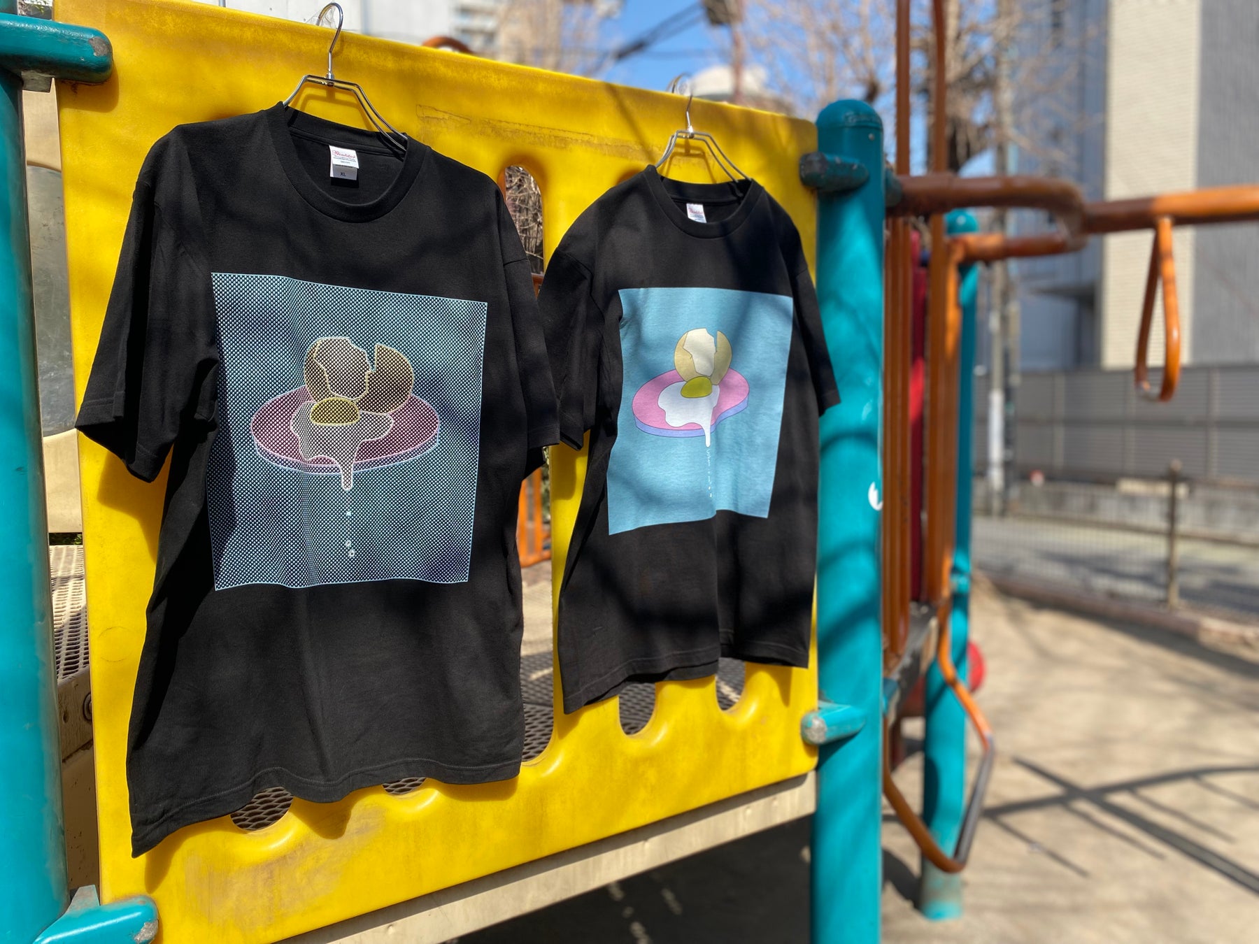 原宿にあるアパレルファクトリーにて個人向けオーダーTシャツサービス「HATTO, 2Chome -orderTshirt-」開始のサブ画像8_左：3Dパターン　右：2Dパターン