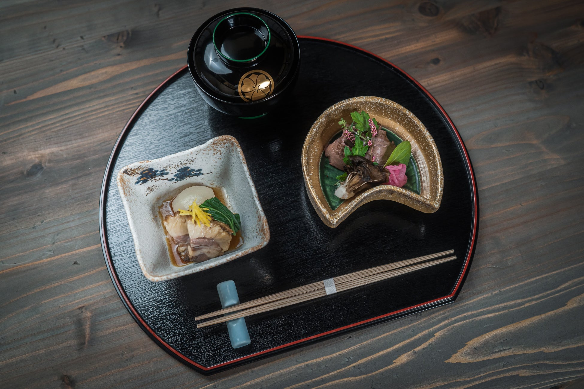 京都・亀岡市にアートとサウナの宿「6ishiki（ムイシキ）」、新たに別館「hanare」を2023年9月8日（金）に正式オープン。一日一組限定で、白を基調にしたキッチン付きプライベート貸別荘スタイルのサブ画像8