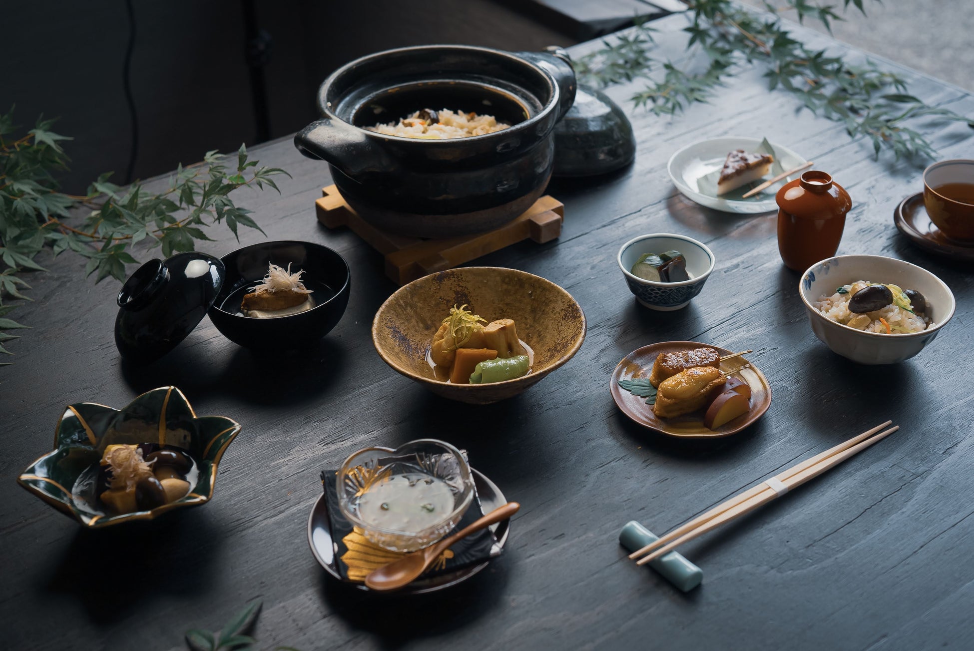 京都・亀岡市にアートとサウナの宿「6ishiki（ムイシキ）」、新たに別館「hanare」を2023年9月8日（金）に正式オープン。一日一組限定で、白を基調にしたキッチン付きプライベート貸別荘スタイルのサブ画像9