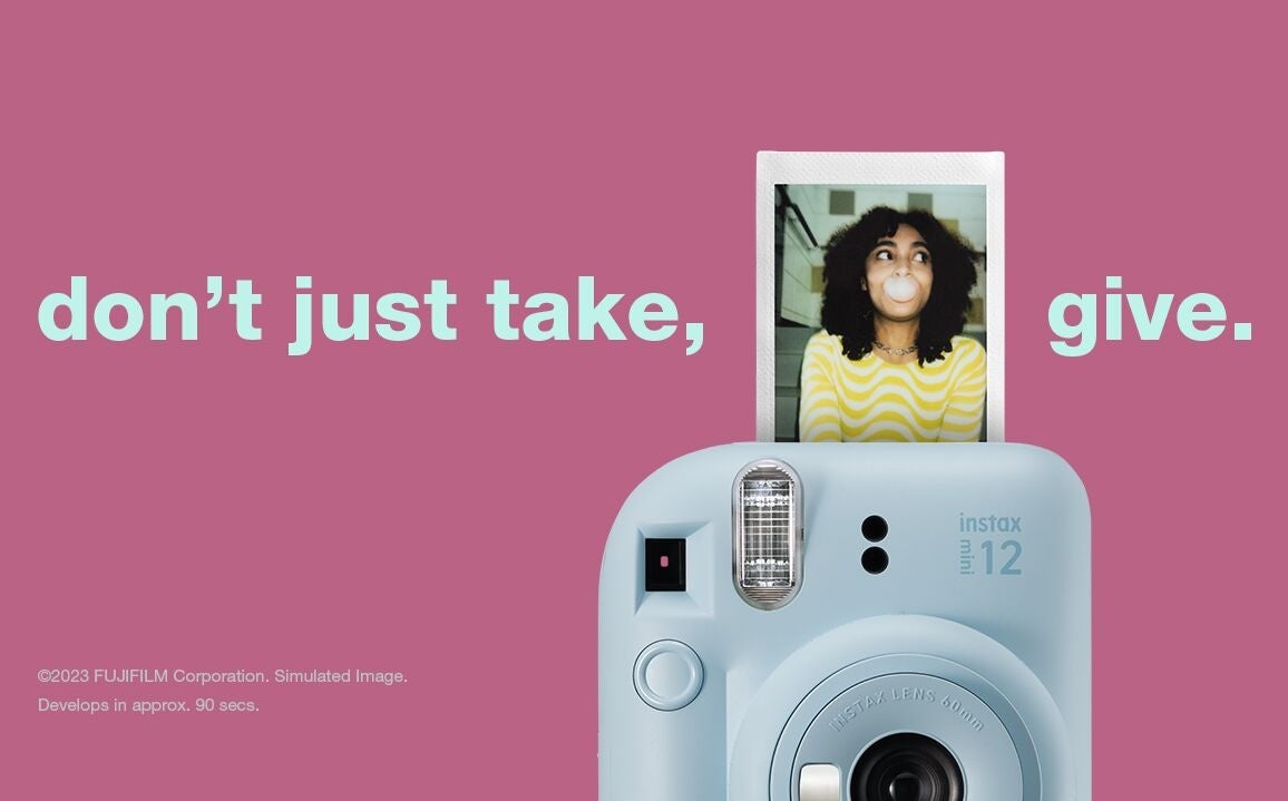 INSTAX