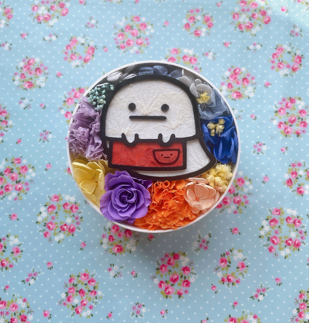 部屋のすみっこで癒してくれる！？かわいいすみっコたちをお花で描いたフラワーBOX「すみっコぐらし フラワーコレクション」に「すずめ」「おばけ」があらたに登場。のサブ画像15