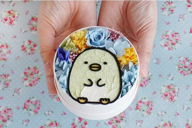 部屋のすみっこで癒してくれる！？かわいいすみっコたちをお花で描いたフラワーBOX「すみっコぐらし フラワーコレクション」に「すずめ」「おばけ」があらたに登場。のサブ画像16