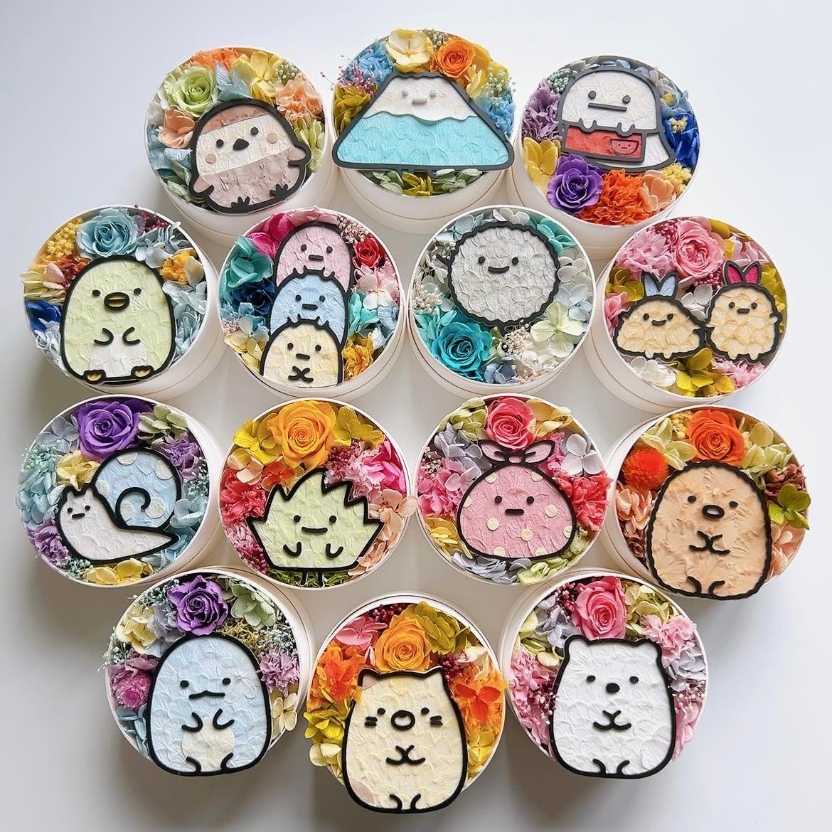 部屋のすみっこで癒してくれる！？かわいいすみっコたちをお花で描いたフラワーBOX「すみっコぐらし フラワーコレクション」に「すずめ」「おばけ」があらたに登場。のサブ画像18