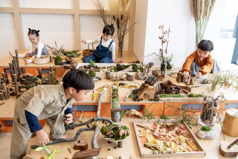 【星野リゾート　リゾナーレ大阪】色とりどりの豊かな自然素材に触れ、秋の世界を創造する探究型プロジェクト「秋を奏でる」を実施｜期間：2023年10月1日〜12月8日　　のメイン画像