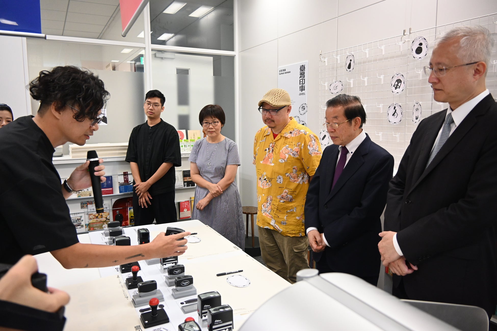 台湾の魅力を描いたイラスト満載　台湾夜市スタンプラリーも実施中！のサブ画像5_「台湾夜市」エリアに展示されている台湾の夜市（ナイトマーケット）をテーマにしたスタンプ。