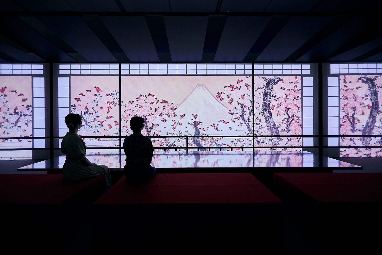 一旗プロデュース「空間体感！動き出す浮世絵展 NAGOYA」の公式記録映像第一弾“彩”を公開。古来より愛される花、彩り豊かな詩情に富む花鳥画の世界を眺める。のサブ画像17