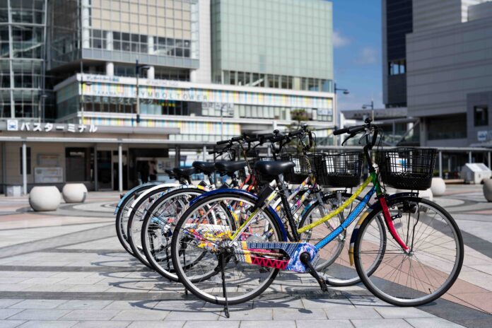 アーティストがレンタサイクルをデザイン。Setouchi Art Jack2023内で制作された「アーティストモデルレンタサイクル」が高松市内のレンタサイクルポートにて10月3日（火）よりレンタル開始のメイン画像