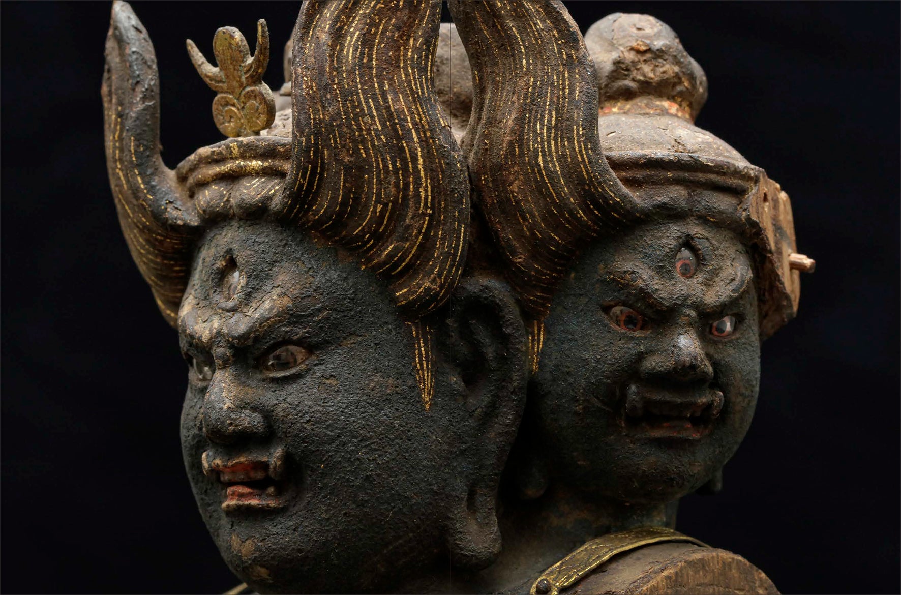 希代の仏師・運慶が追求した祈りの世界を究極まで表現した、六田知弘の最新写真集を発売しました。のサブ画像3