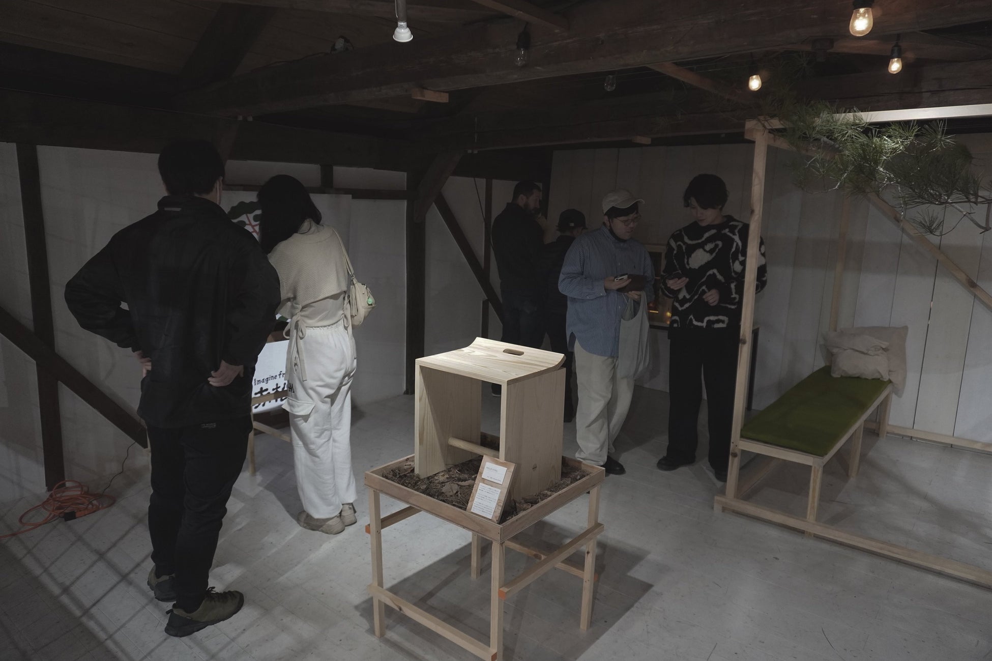 東京の元映画館で森を体感するインスタレーション展示「森の体験展示『赤松之森』モノの始まりに出会う」を開催。11月11日(土)から11月19日(日)まで。長野の森が東京にやって来る。のサブ画像4