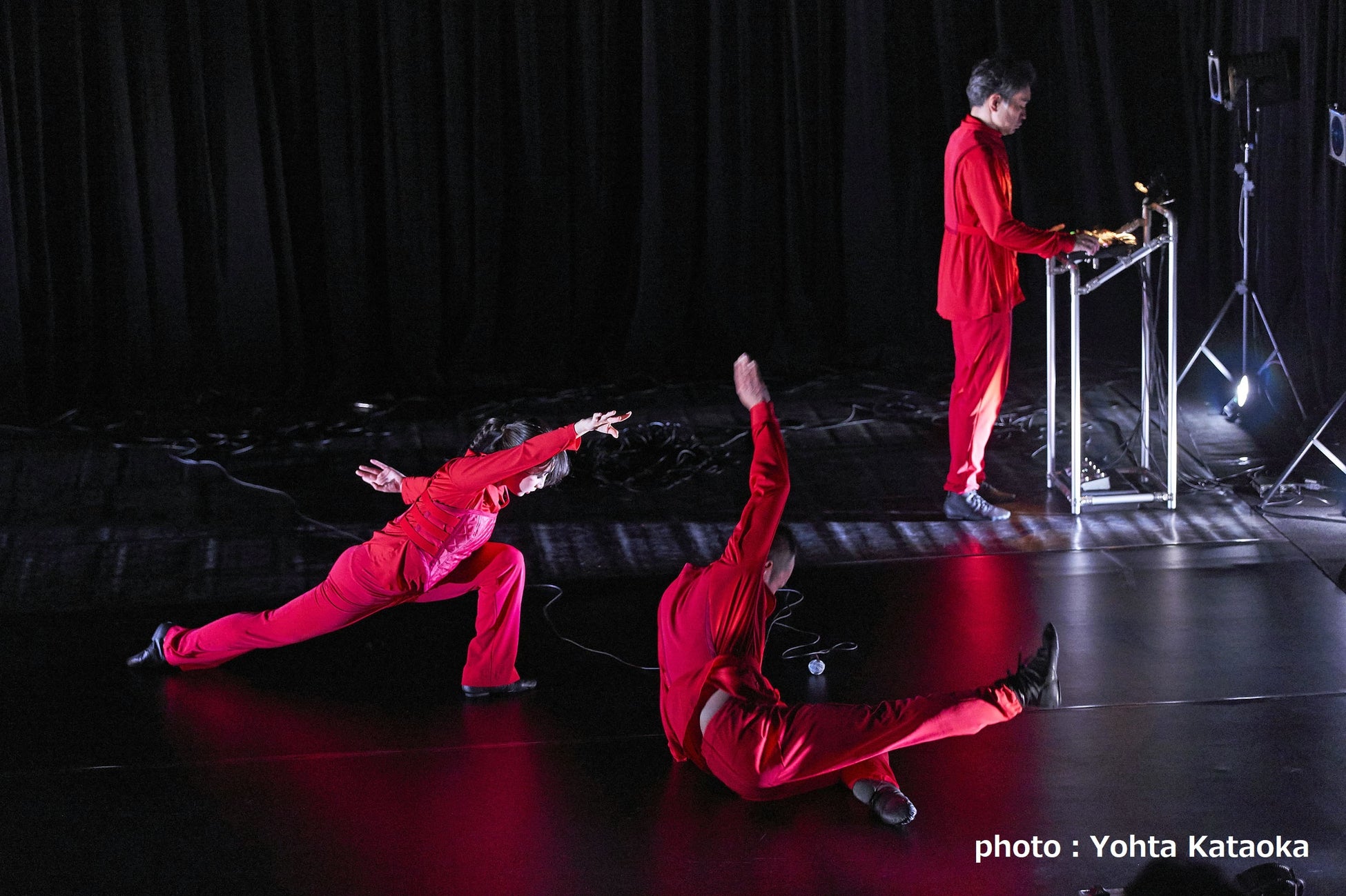 「ダンサーは音楽に合わせて踊る」という「常識」を粉砕するダンス作品　石山雄三／ A.P.I.『(NO W)AVE』上演決定　カンフェティでチケット発売のサブ画像3