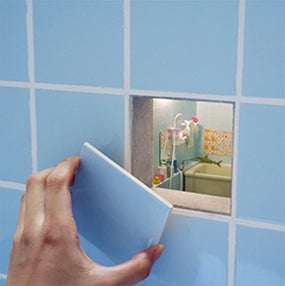 『Mozuミニチュア展　ようこそ、ちいさな世界へ。』 体感型の初展覧会が福岡を皮切りにスタート！のサブ画像3_▲『こびとのお風呂』