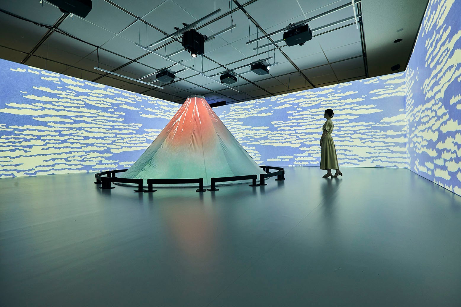 一旗プロデュース「空間体感！動き出す浮世絵展 NAGOYA」の公式記録映像第六弾“雅”を公開。ポップカルチャーとして親しまれた浮世絵の中でも、特に鮮やかでポップな作品を厳選し、煌びやかに彩る映像空間。のサブ画像10