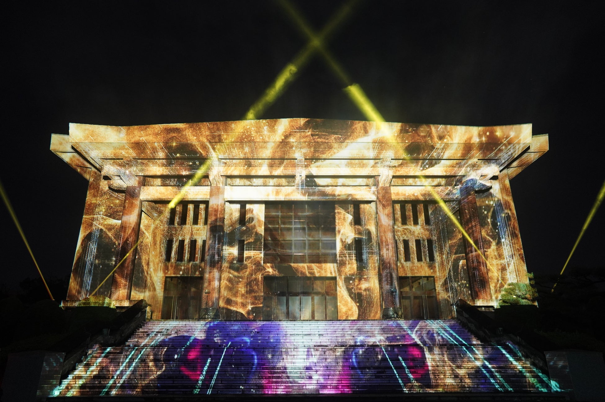 【開催中】一旗プロデュース「愛知学院大学学園祭 100周年記念講堂 プロジェクションマッピング 2023」を開催。愛学祭とのコラボレーションによる壮大なプロジェクションマッピング。公式写真を公開。のサブ画像7