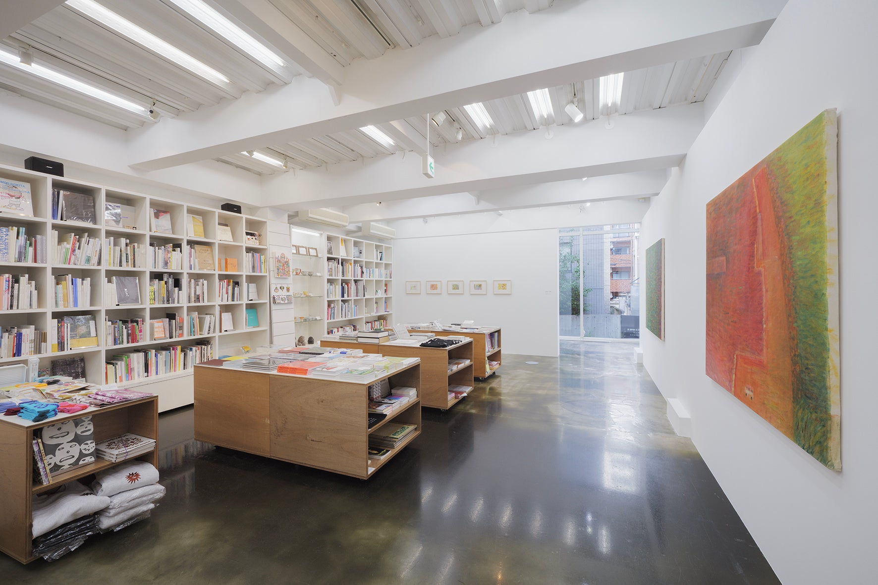 【NADiff a/p/a/r/t】伊豫田晃一の個展「 Visionaire ──眼差しの先 」を10月26日（木）より開催。多様な技法で描かれた精巧で幻想的な新作を公開。のサブ画像4_撮影：篠田優