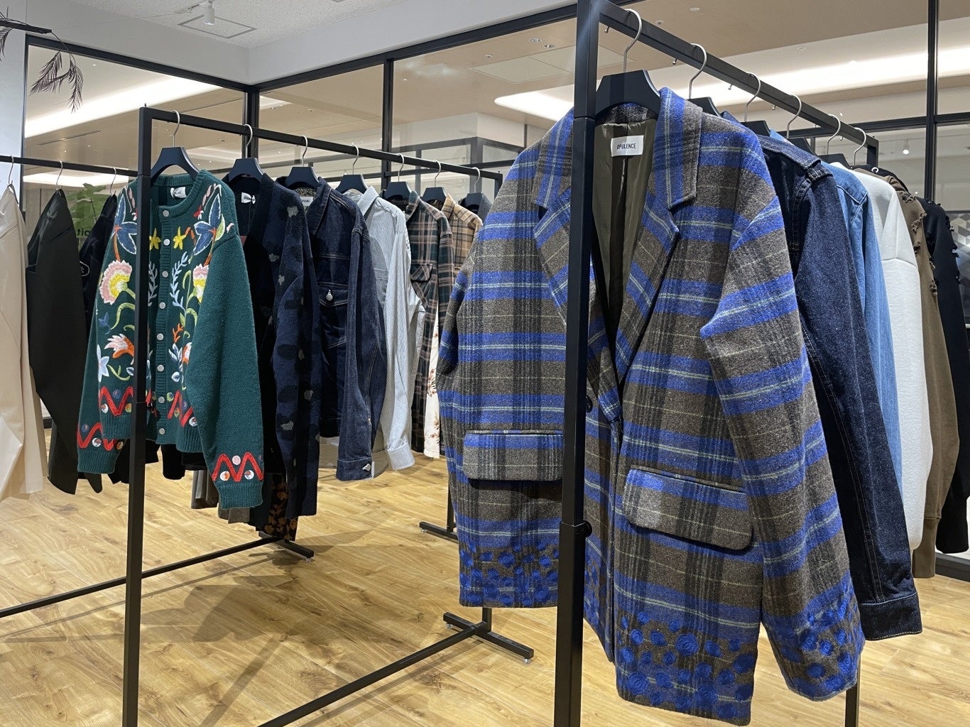 LADY'S 23AW COLLECTION / MEN'S DEBUT COLLECTION 展示会がスタートのサブ画像1