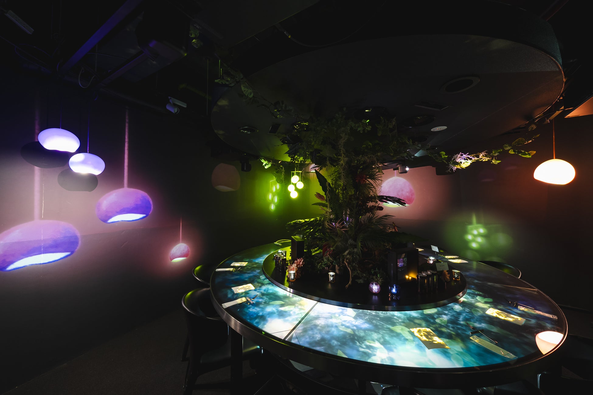 デジタルアート×五感で楽しむ「言葉が出ないBAR」、10/8〜10限定オープンのサブ画像2