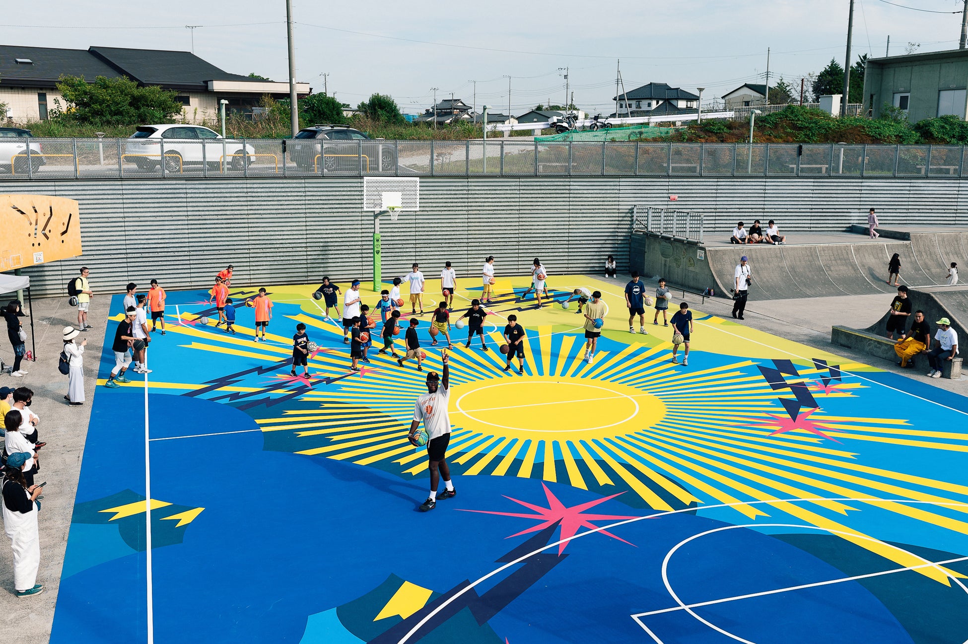 アーティスト舘鼻則孝のアートワークで彩られたバスケットボールコートがオープン。「PROJECT BACKBOARD 」＆「 go parkey」が手掛けるリノベーション・アートコートの全貌が初公開。のサブ画像7_© NORITAKA TATEHANA K.K., Photo by GION