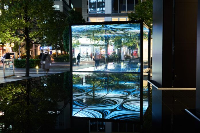 秋葉原の街の新たな風物詩、落合陽一の新作メディアアートが秋葉原 UDX に登場。秋葉原 UDX winter illumination 2023がスタートのメイン画像