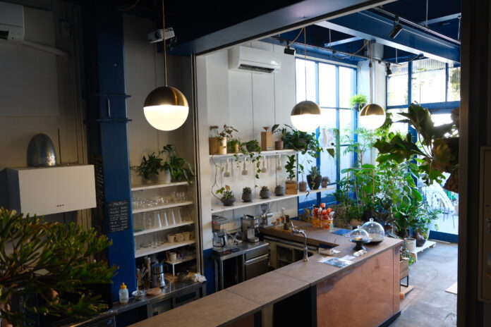 【NEW OPEN】清澄白河にカフェとアートと観葉植物を融合した「le bois（ル・ボア）」がオープン！これまでにない新しいクロワッサンサンドが話題に！のメイン画像