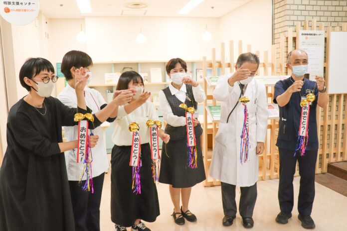 茨城県産ヒノキ材を使用した院内の“温かな相談場所づくり”のメイン画像