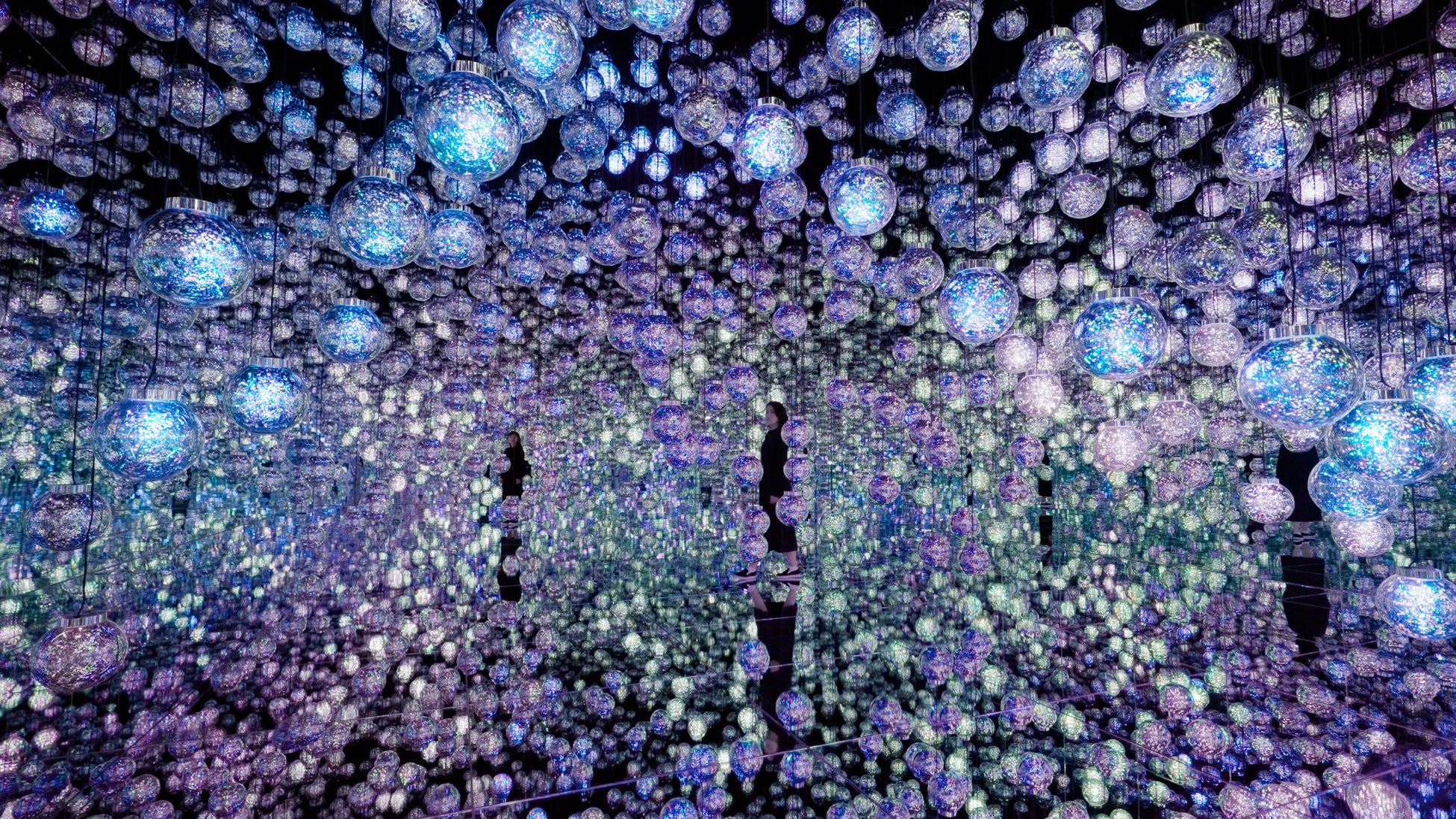 チームラボの境界のない一つの世界「森ビル デジタルアート ミュージアム：エプソン チームラボボーダレス」、新作を含む展示作品を発表。東京・麻布台ヒルズに、2024年2月上旬オープンのサブ画像9_29 Colors／チームラボ《Bubble Universe：実体光、光のシャボン玉、ぷるんぷるんの光、環境によって生み出される光 》© チームラボ