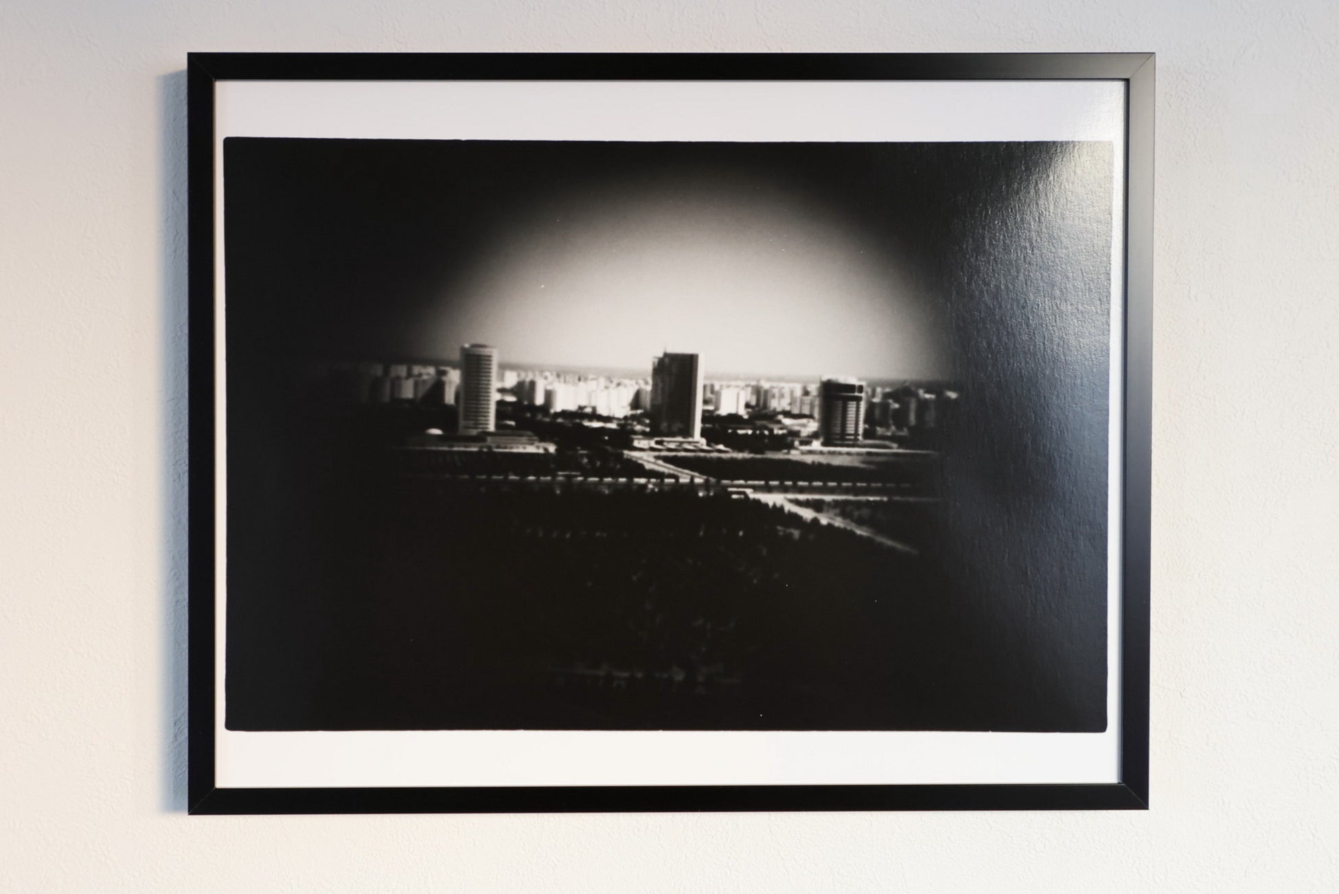 リアルワールド・アセット（RWA）/ NFTを通じて所有とアートの関係性を構築！ GORO ISHIHATA写真展「POW!」を2023年12月８日（金）～10日（日）に東京・押上で開催！のサブ画像5_早期保有特典：アルミフレーム