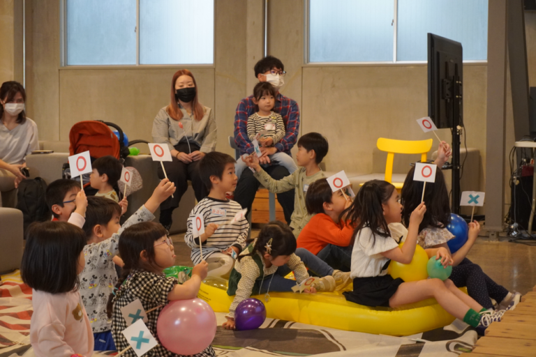 【GW 親子イベント】　神奈川県庁舎公開日に開催！ハーバード式読み聞かせYOMY!が贈る 絵本とアートで創造力を育むワークショップ　〜オリジナルバッグをデザインしよう！〜のメイン画像