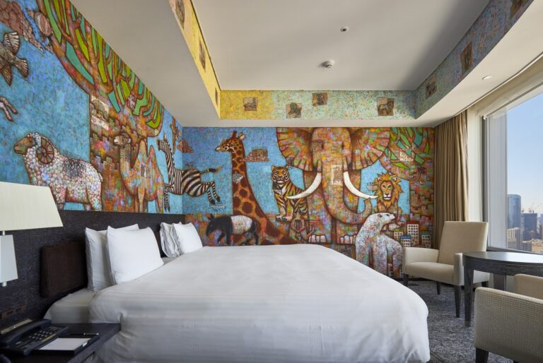 「アートに泊まる」 - パークホテル東京の新たなアーティストルーム樹街鳥獣図。のメイン画像