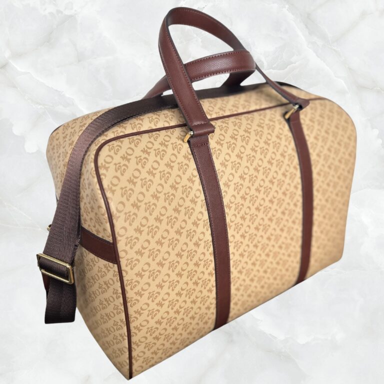 【高知愛を持ち歩く】ブランド高知至上最大のインパクト！一面高知柄の 大容量ボストンバッグ 限定100個を発売のメイン画像