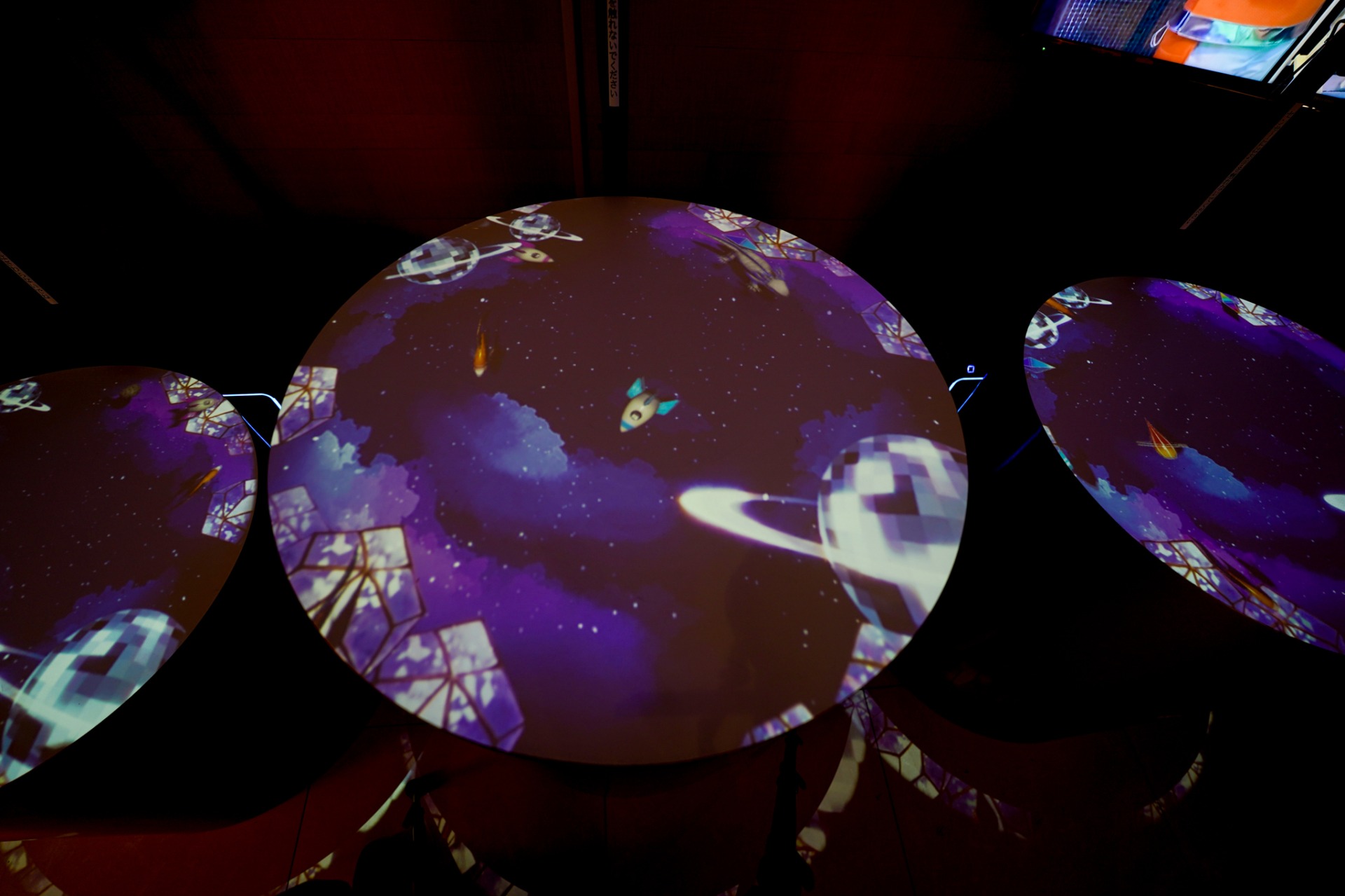 期間限定 「UNDER WATER SPACE NAGOYA」 mozoワンダーシティに明日オープン！宇宙旅行を模した異次元アクアリウムは 新感覚なアート展示にのサブ画像12
