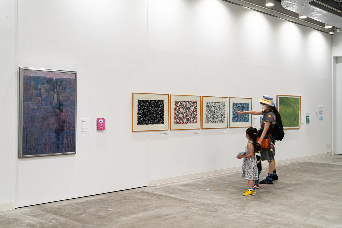 「横浜市こどもの美術展2024」（横浜市民ギャラリー）子どもの絵画を大募集！応募作品はすべて展示のサブ画像4_昨年の様子　photo：Ken KATO