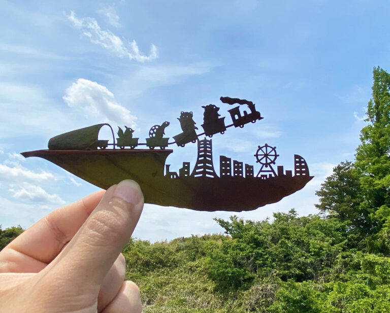 【横浜ベイホテル東急】話題の 葉っぱ切り絵アーティスト「リト」氏との初コラボ宿泊プラン「葉っぱの小旅行」を販売のメイン画像